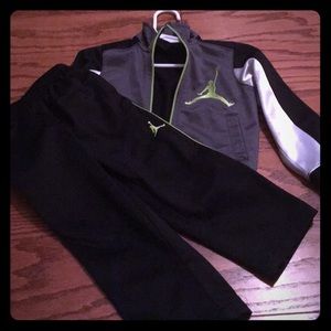 Air Jordan Jogging Suit
